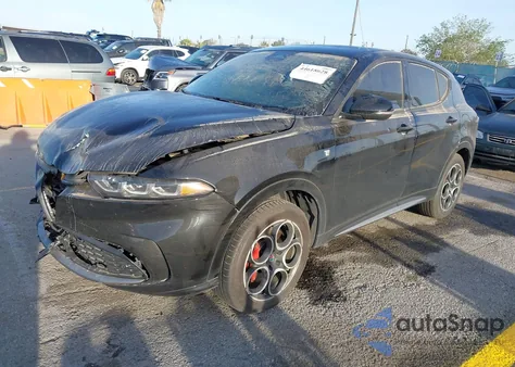 2024 Alfa Romeo Tonale Ti Eawd z USA, uszkodzony, nr VIN ZASPATCW5R3037753